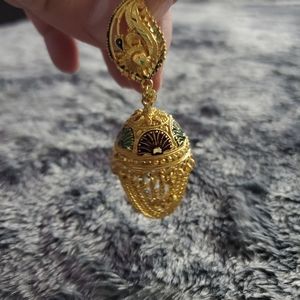 Gold dangle earrings